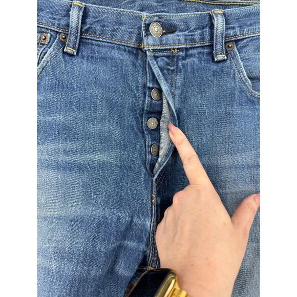 Levis Jeans Mens 34x30 Blue Straight Leg 501 XX Button Fly Medium Wash Denim - Picture 6 of 16
